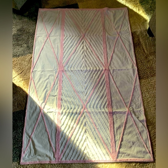 Vintage MCM Chenille Baby Crib blanket throw!  Pink and white! - Picture 1 of 7